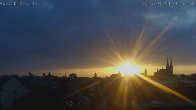 Sonnenaufgang über der Stadt